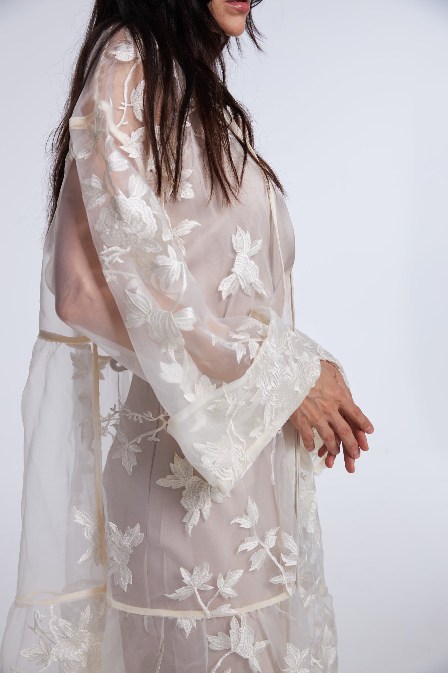 White Hand-Embroidery Abaya